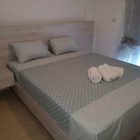 Alexandros Apartment Aridaía Екстериор снимка